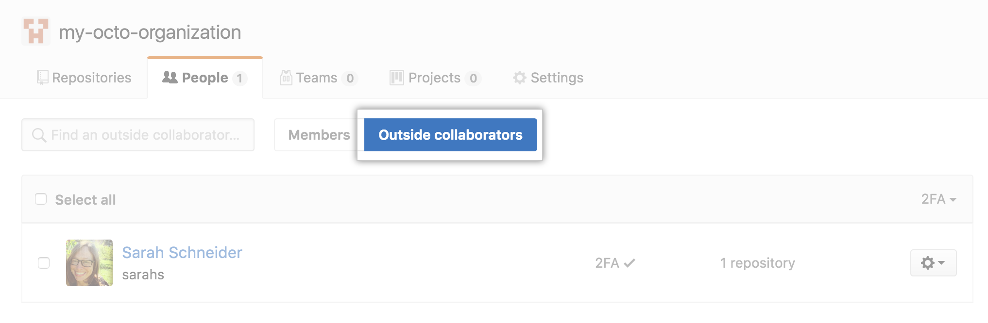 Button to invite members or outside collaborators to an organization